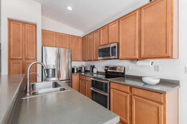 15273 W Edgemont Avenue, Goodyear, AZ 85395