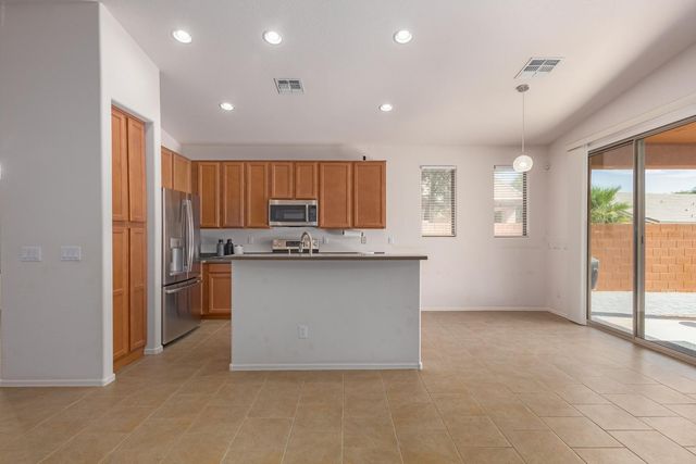 15273 W Edgemont Avenue, Goodyear, AZ 85395