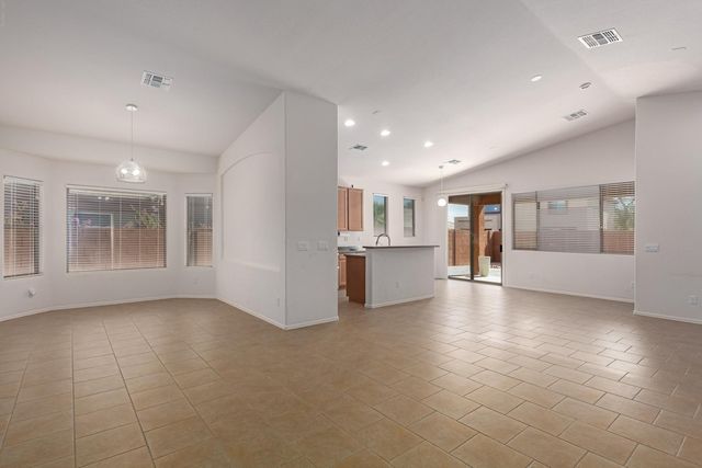 15273 W Edgemont Avenue, Goodyear, AZ 85395