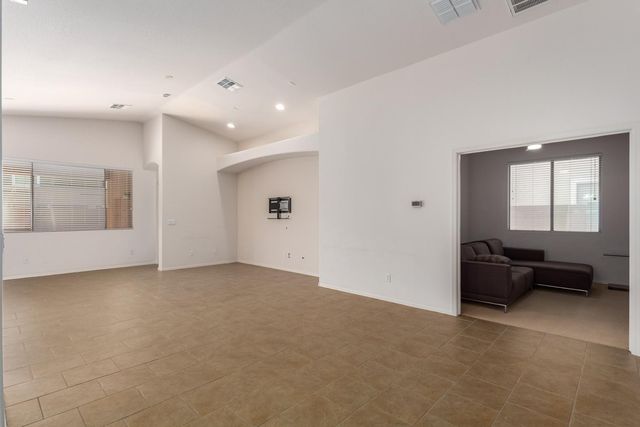 15273 W Edgemont Avenue, Goodyear, AZ 85395