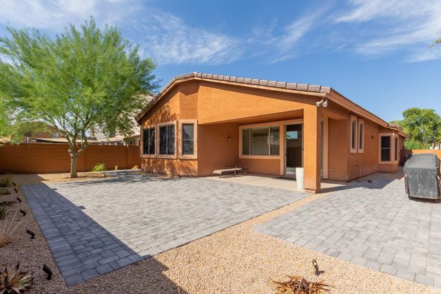 15273 W Edgemont Avenue, Goodyear, AZ 85395