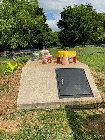 4859 1700 Road, Sulphur, OK 73086