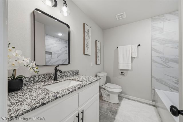 104 Stoneledge Drive, Lavaca, AR 72941