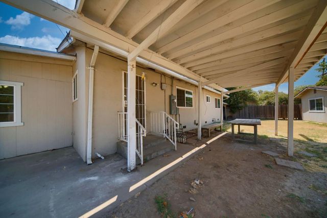 4430 Bidwell Place, Stockton, CA 95207