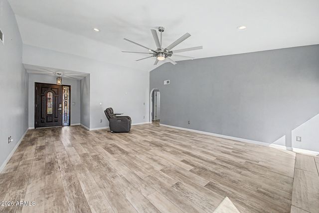 6045 E EVANS Drive, Scottsdale, AZ 85254