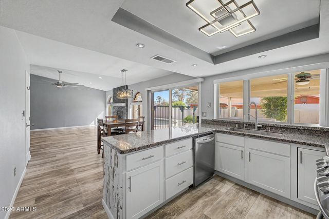 6045 E EVANS Drive, Scottsdale, AZ 85254