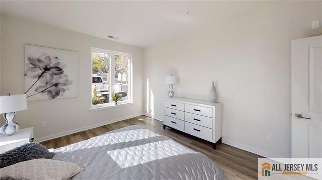 19 Stelton Road, Piscataway, NJ 08854