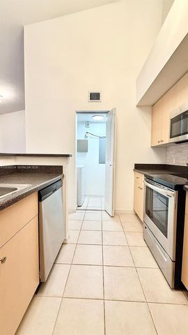 4220 San Marino Blvd 303, West Palm Beach, FL 33409