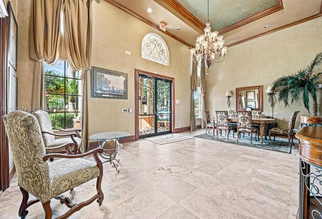 4220 San Marino Blvd 303, West Palm Beach, FL 33409