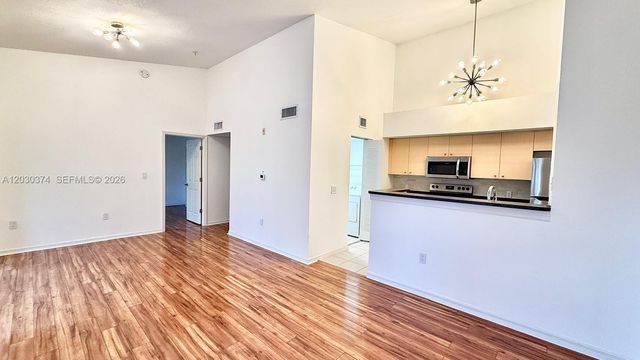 4220 San Marino Blvd 303, West Palm Beach, FL 33409
