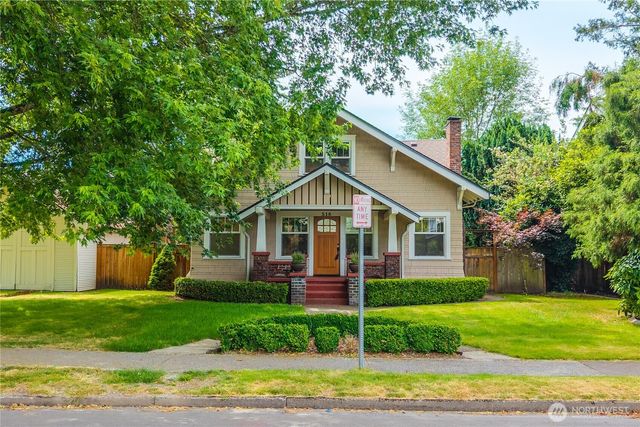 518 W Pioneer, Puyallup, WA 98371