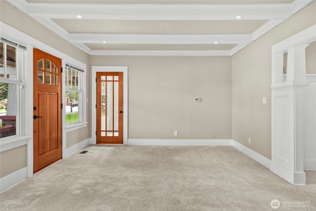 518 W Pioneer, Puyallup, WA 98371