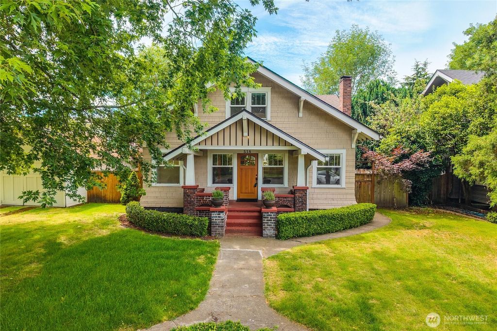 518 W Pioneer, Puyallup, WA 98371