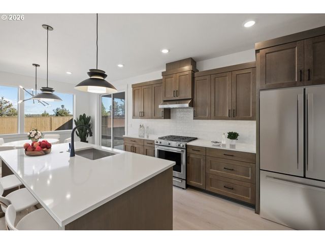 4635 S 36th Dr, Ridgefield, WA 98642