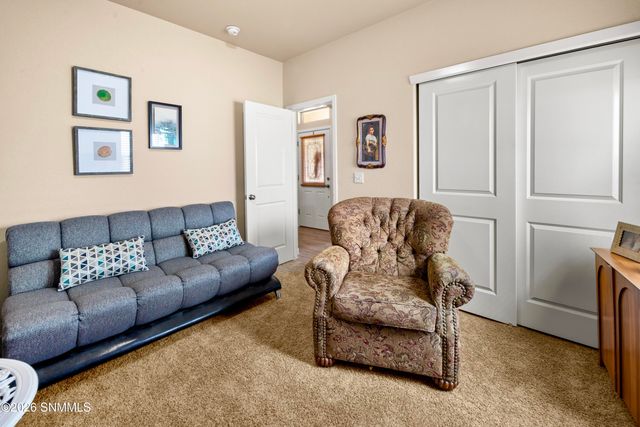 1117 Nickel Hill Avenue, Sunland Park, NM 88008