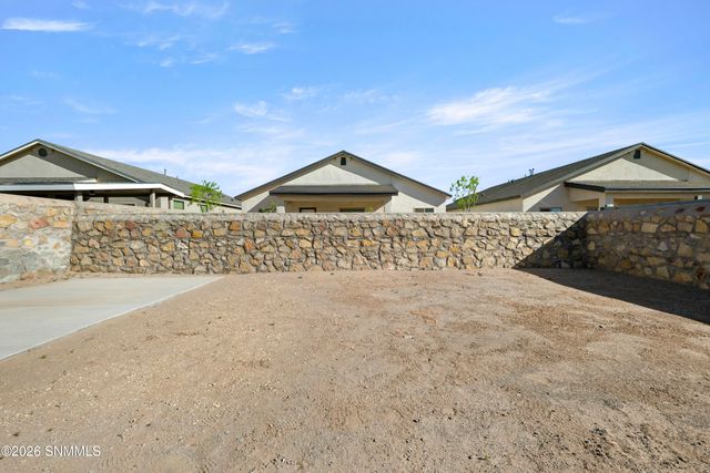 1117 Nickel Hill Avenue, Sunland Park, NM 88008