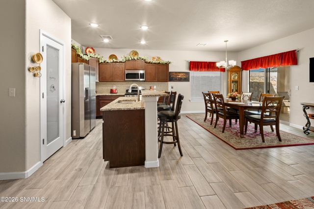 1117 Nickel Hill Avenue, Sunland Park, NM 88008