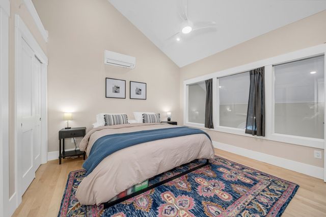 142 Main St 4, Amesbury, MA 01913