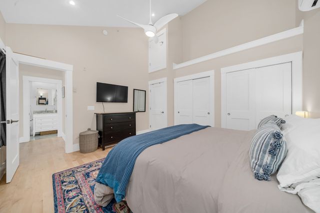 142 Main St 4, Amesbury, MA 01913