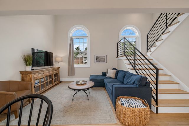 142 Main St 4, Amesbury, MA 01913