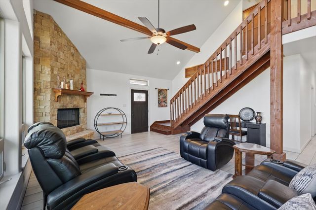 173 Meridian Lane, Gordonville, TX 76245