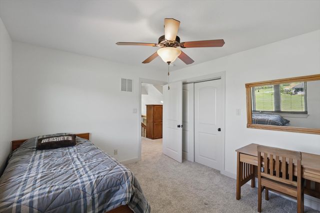 173 Meridian Lane, Gordonville, TX 76245