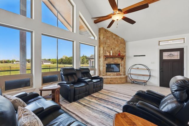 173 Meridian Lane, Gordonville, TX 76245