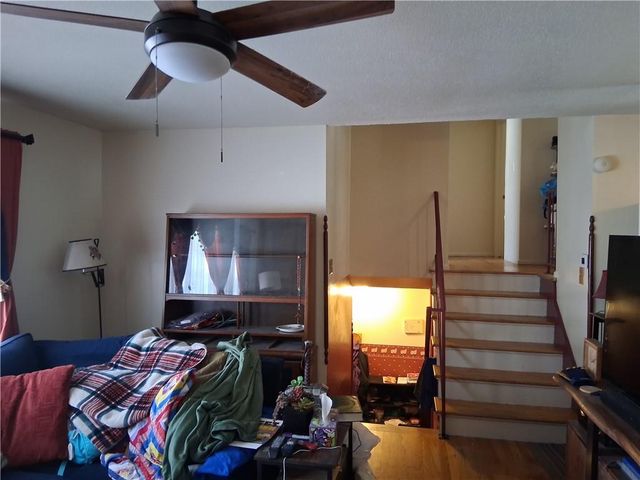 9316 Richmond Avenue, Kansas City, MO 64138