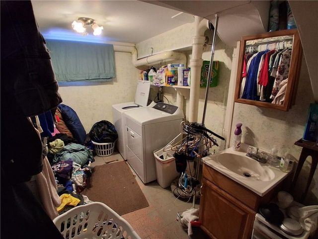 9316 Richmond Avenue, Kansas City, MO 64138