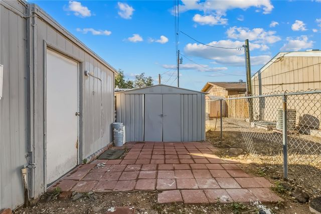 1943 Hualapai Drive, Bullhead City, AZ 86442