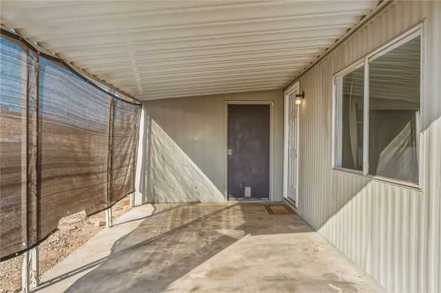 1943 Hualapai Drive, Bullhead City, AZ 86442