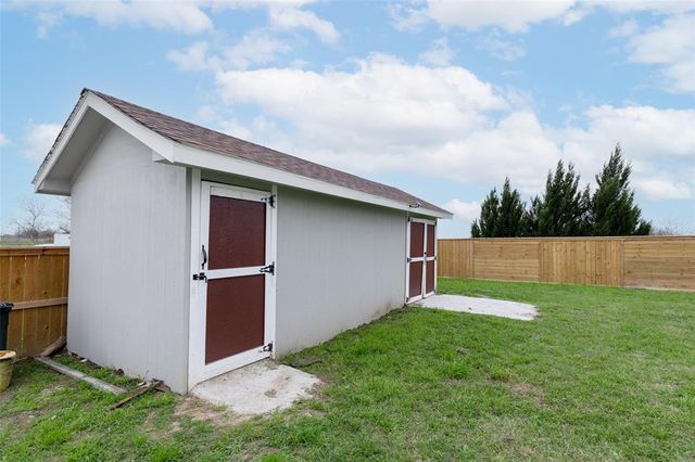 10867 Highway 36 S, Wallis, TX 77485