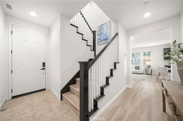 115 Hollow Tree, Irvine, CA 92618