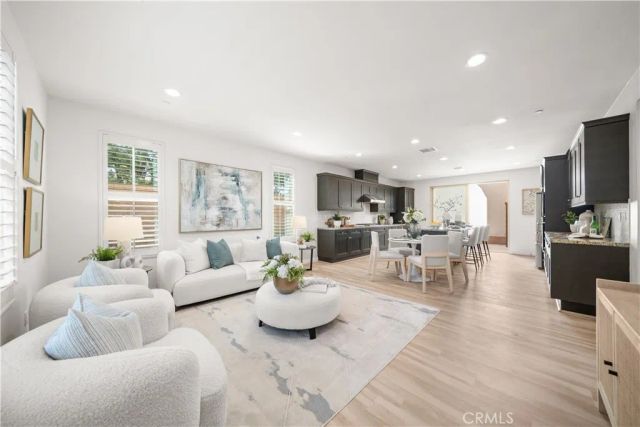 115 Hollow Tree, Irvine, CA 92618