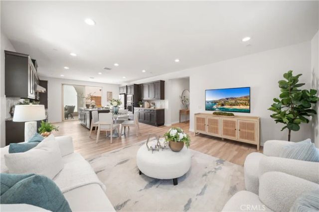 115 Hollow Tree, Irvine, CA 92618