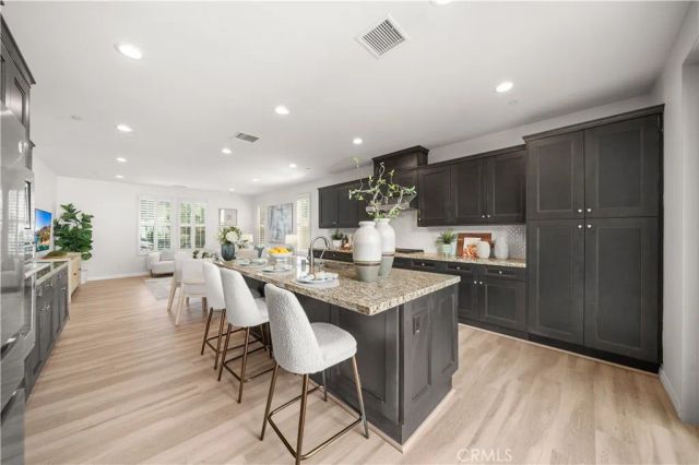 115 Hollow Tree, Irvine, CA 92618