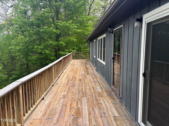 240 Misty Lane, Unicoi, TN 37692