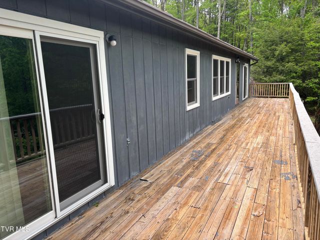 240 Misty Lane, Unicoi, TN 37692