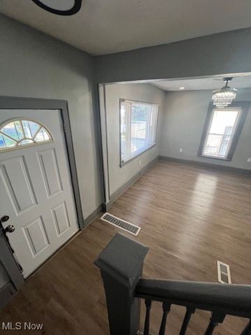 10639 Dupont Avenue, Cleveland, OH 44108