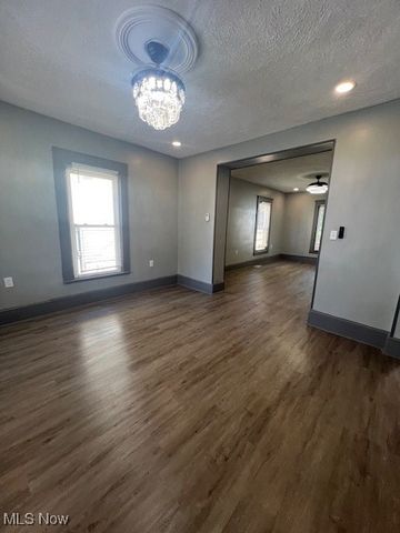 10639 Dupont Avenue, Cleveland, OH 44108