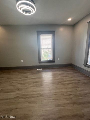 10639 Dupont Avenue, Cleveland, OH 44108