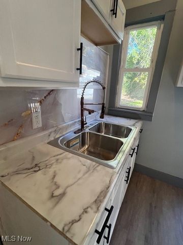 10639 Dupont Avenue, Cleveland, OH 44108