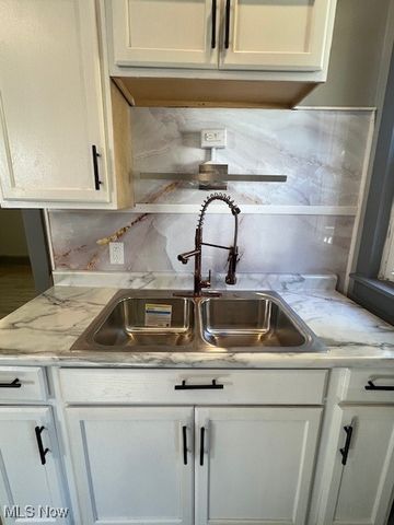 10639 Dupont Avenue, Cleveland, OH 44108