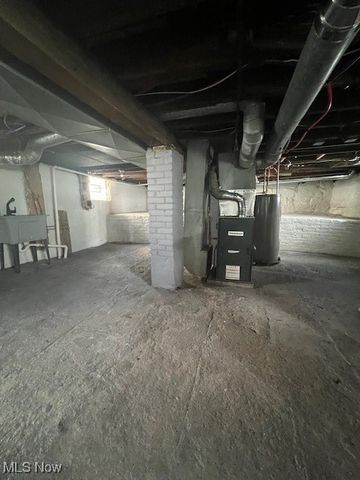 10639 Dupont Avenue, Cleveland, OH 44108