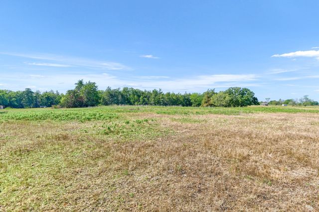 205 Farm to Market Road 373 North, St Jo, TX 76265