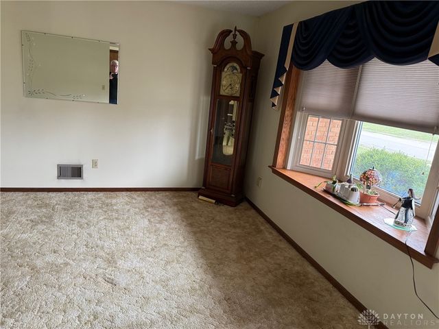 504 Meadow Lane, Trenton, OH 45067