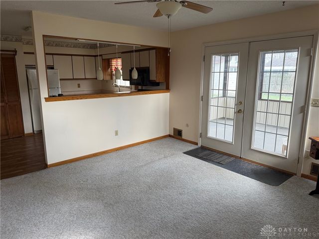 504 Meadow Lane, Trenton, OH 45067