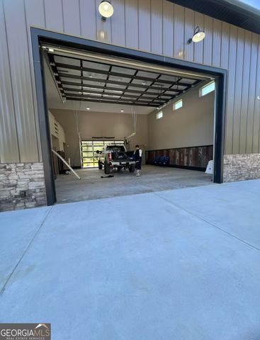 950 Island Shoals Road, Jackson, GA 30233