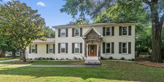 123 Waterford Place, Dothan, AL 36303