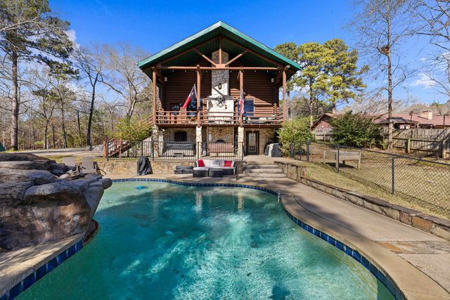 301 Dolores, Marshall, TX 75672